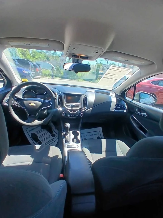 2017 Chevrolet Cruze - Image 3 of 10