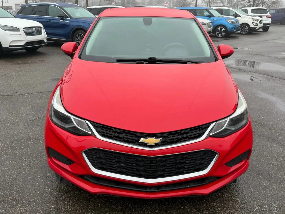 2017 Chevrolet Cruze - Image 8 of 12