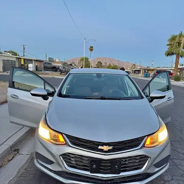 2017 Chevrolet Cruze LT Sedan 4D