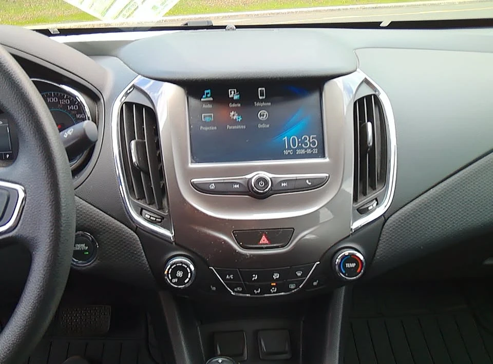 2017 Chevrolet Cruze - Image 15 of 18