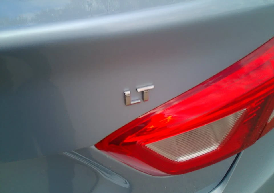 2017 Chevrolet Cruze - Image 11 of 18