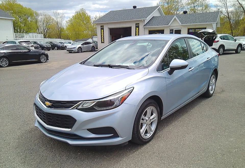 2017 Chevrolet Cruze - Image 8 of 18