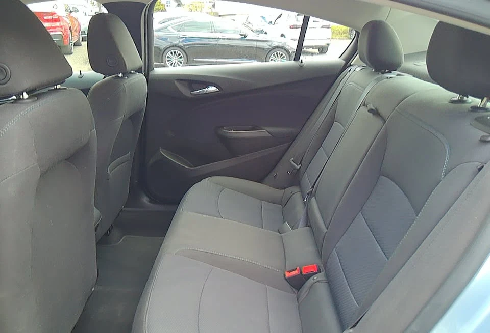 2017 Chevrolet Cruze - Image 14 of 18