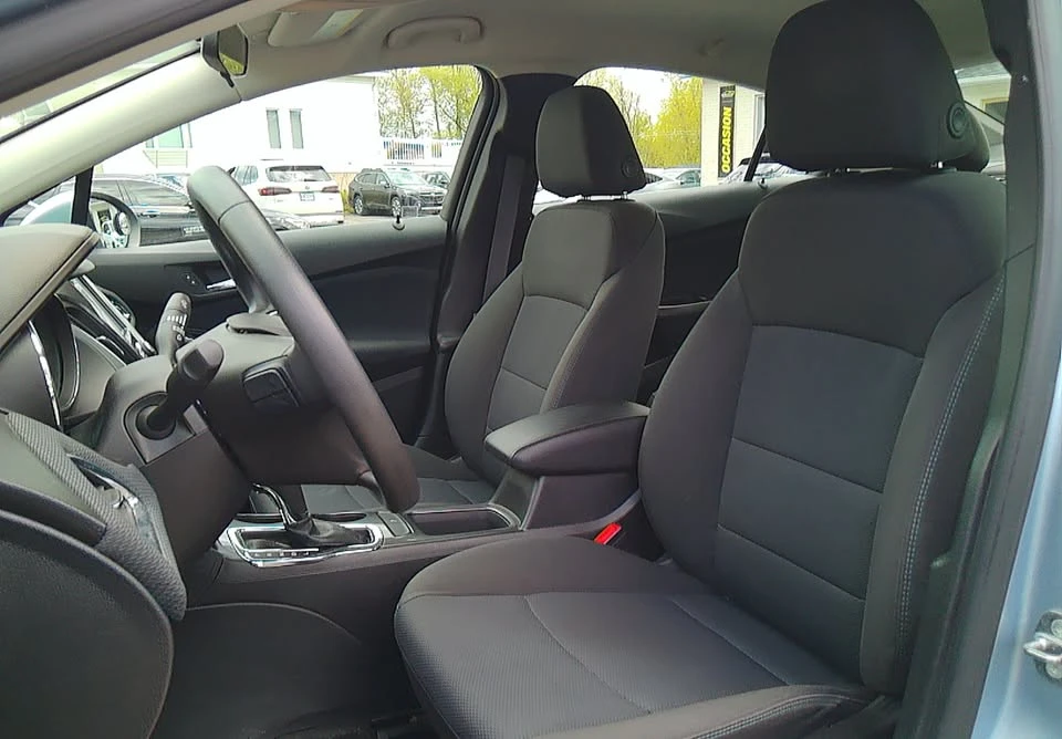 2017 Chevrolet Cruze - Image 13 of 18