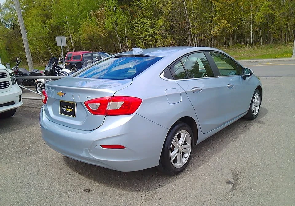 2017 Chevrolet Cruze - Image 7 of 18