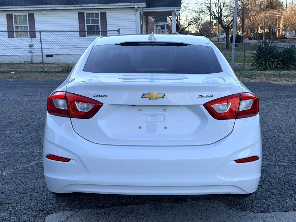 2017 Chevrolet Cruze - Image 6 of 16