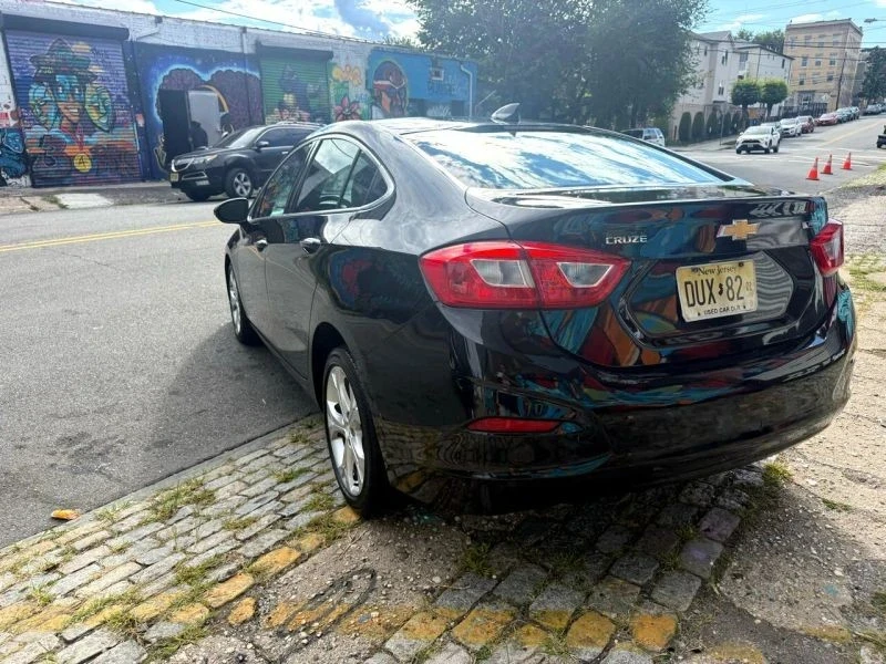2017 Chevrolet Cruze - Image 8 of 12