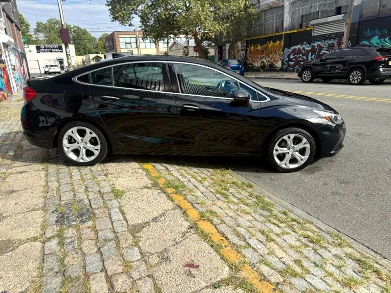 2017 Chevrolet Cruze - Image 4 of 12
