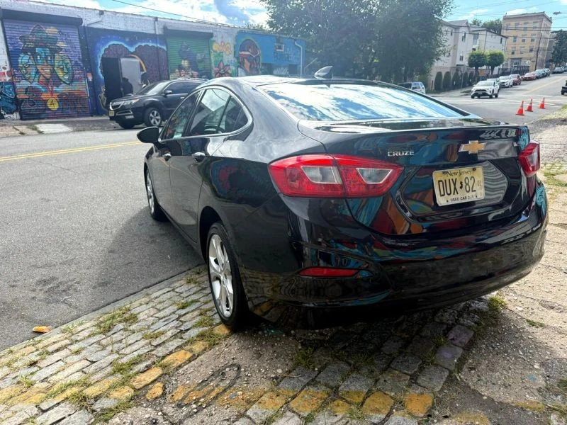 2017 Chevrolet Cruze - Image 8 of 12