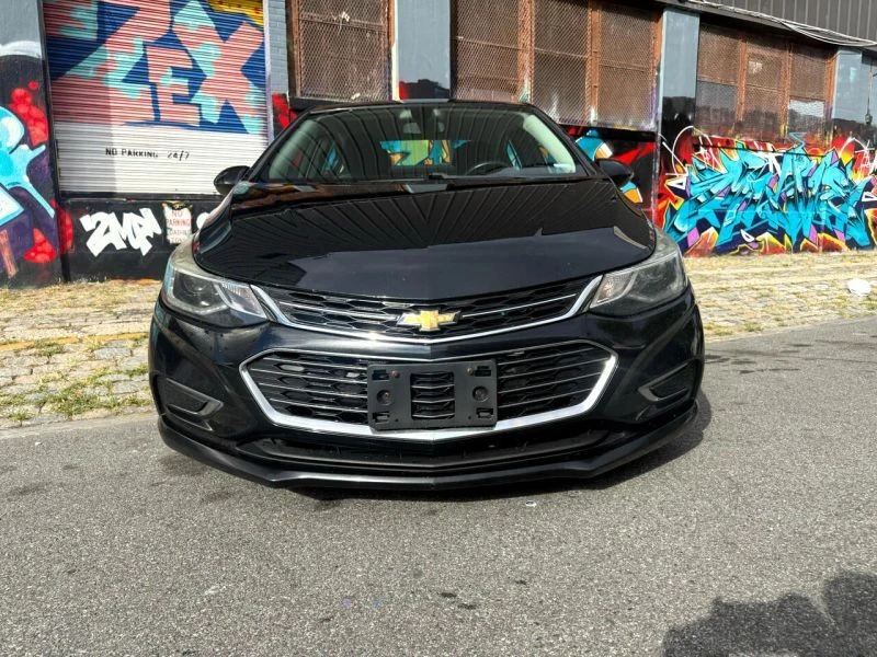2017 Chevrolet Cruze - Image 2 of 12