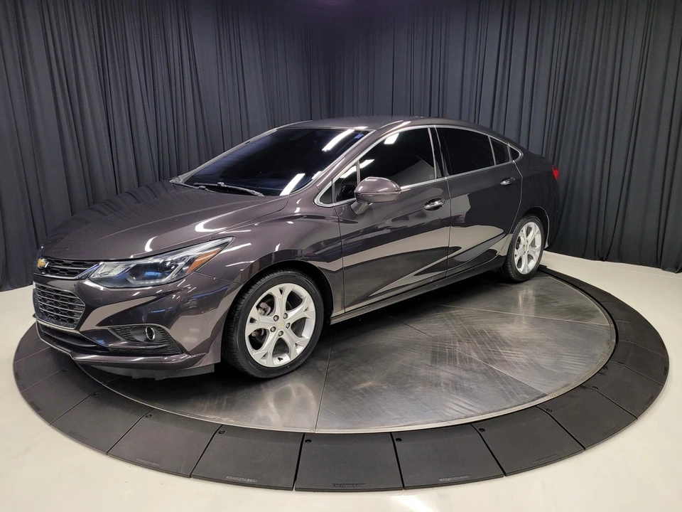 2017 Chevrolet Cruze - Image 7 of 12