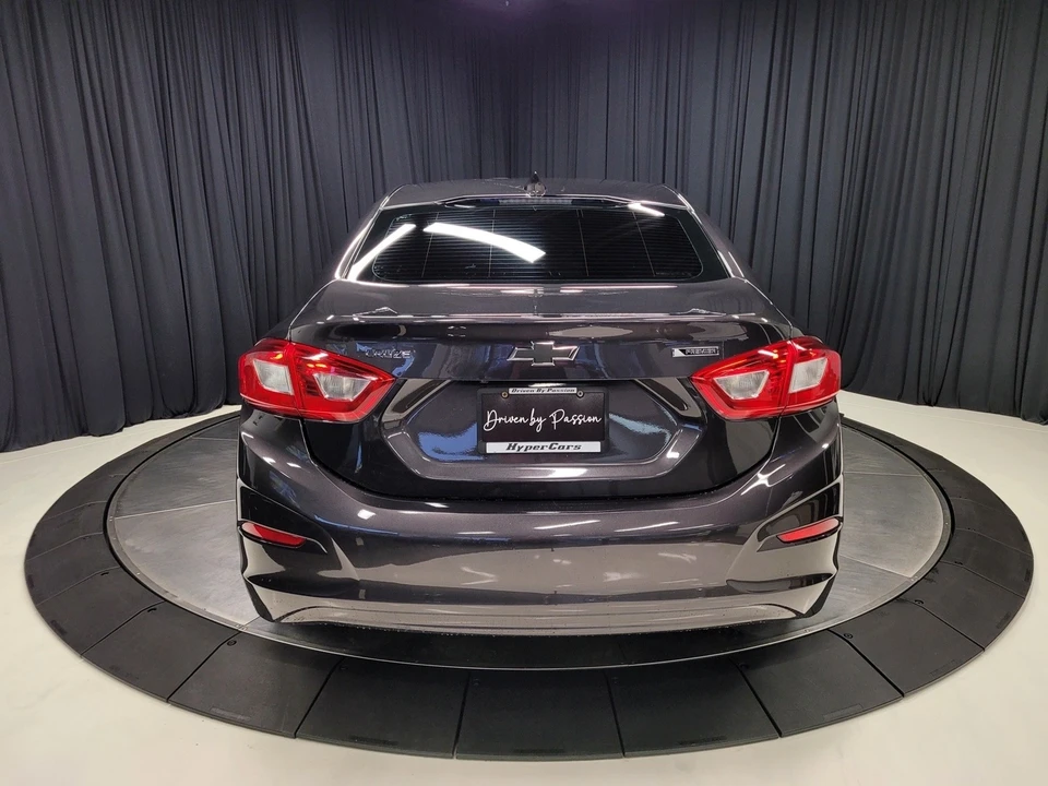 2017 Chevrolet Cruze - Image 10 of 12