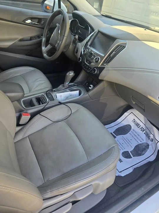 2017 Chevrolet Cruze - Image 5 of 13