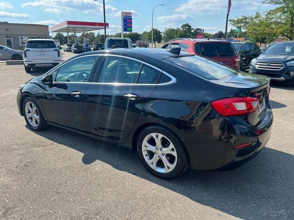 2017 Chevrolet Cruze - Image 3 of 12