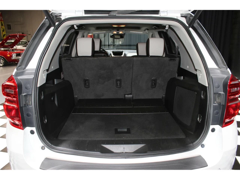 2017 Chevrolet Equinox - Image 4 of 31