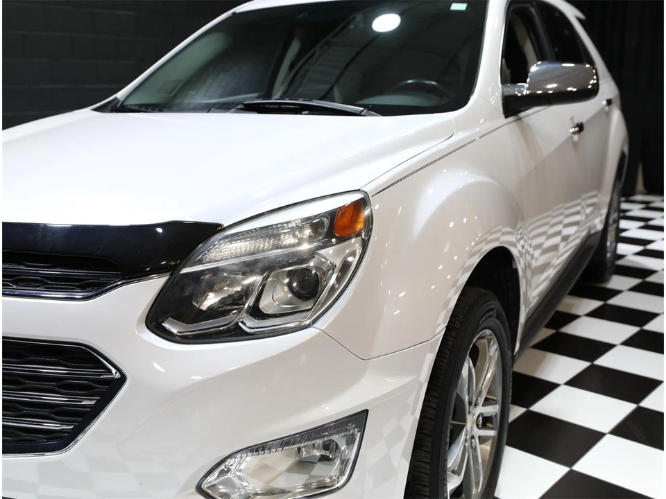 2017 Chevrolet Equinox - Image 8 of 31
