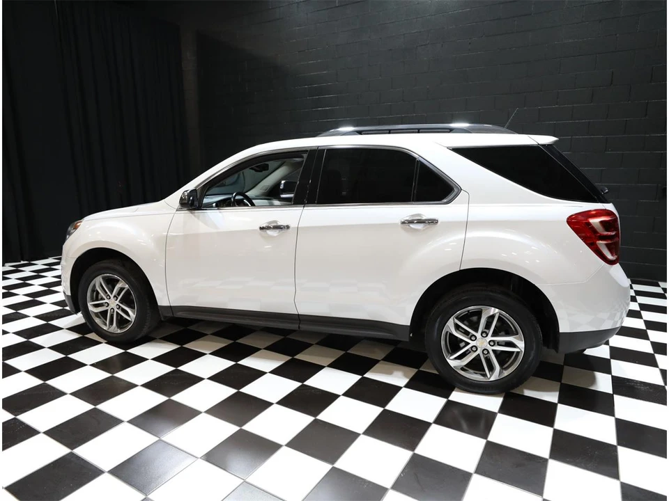 2017 Chevrolet Equinox - Image 20 of 31