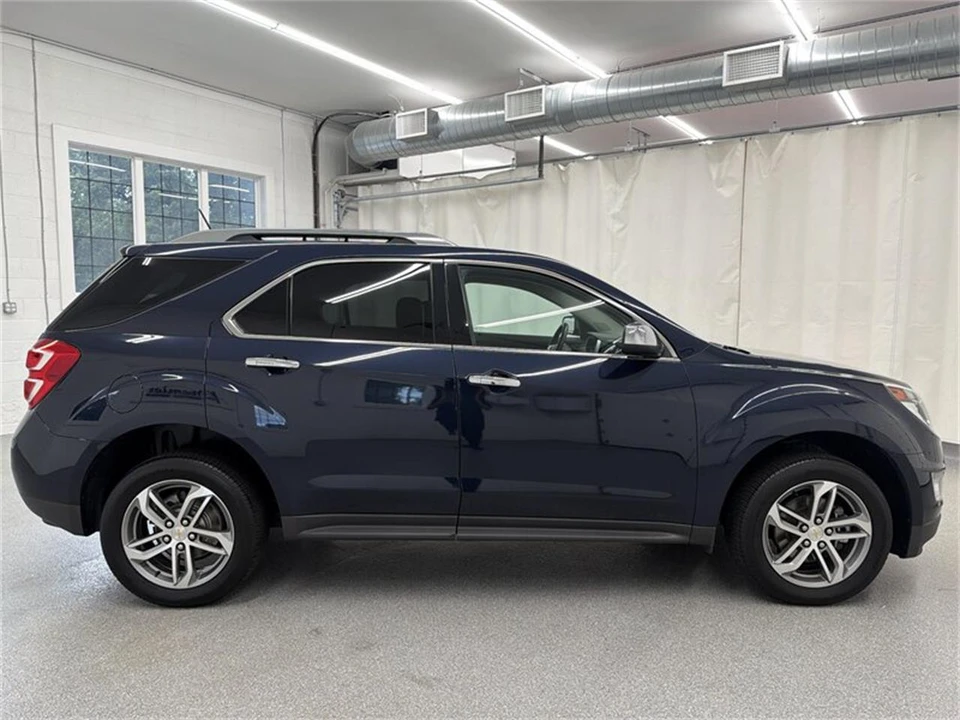 2017 Chevrolet Equinox - Image 4 of 16
