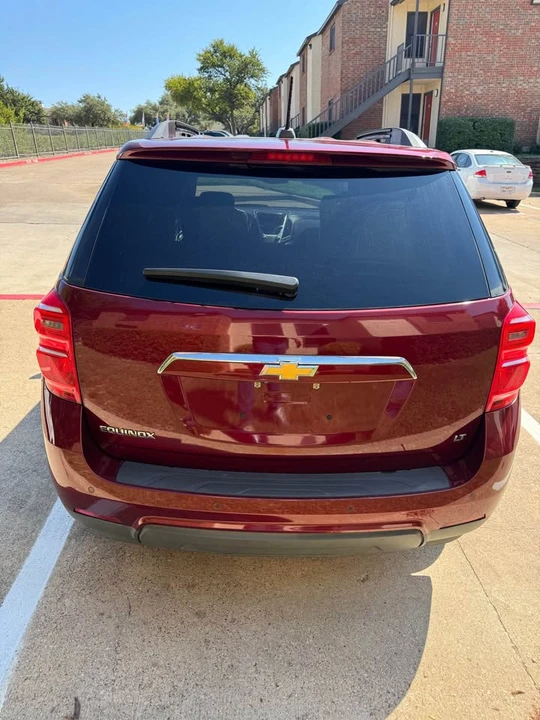 2017 Chevrolet Equinox - Image 9 of 17