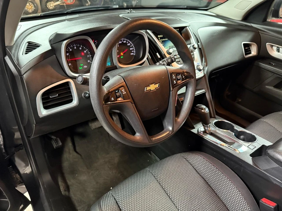 2017 Chevrolet Equinox - Image 9 of 21