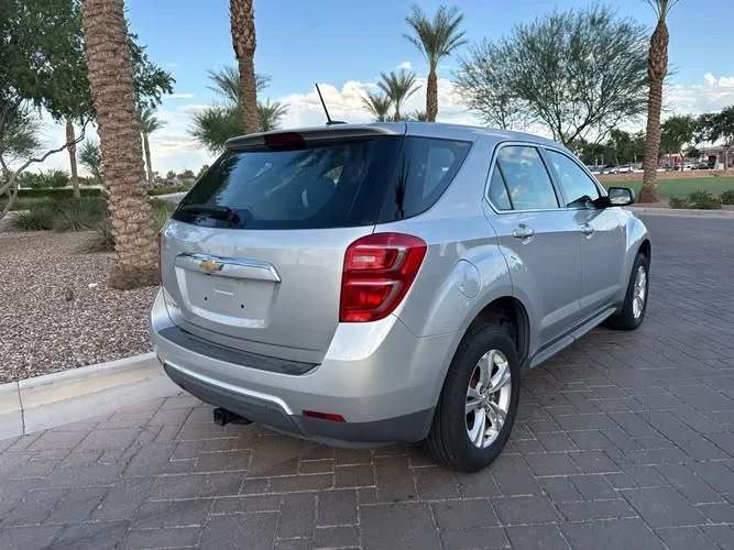 2017 Chevrolet Equinox - Image 3 of 11