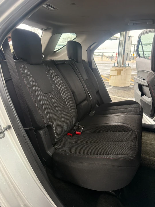 2017 Chevrolet Equinox - Image 12 of 15