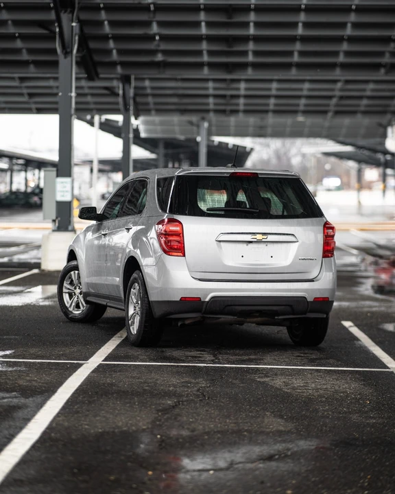 2017 Chevrolet Equinox - Image 7 of 15