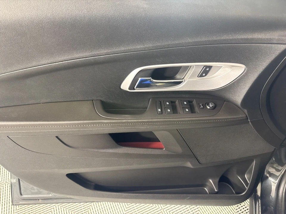 2017 Chevrolet Equinox - Image 11 of 21