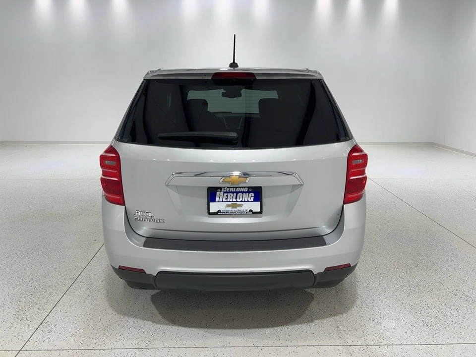 2017 Chevrolet Equinox - Image 3 of 12