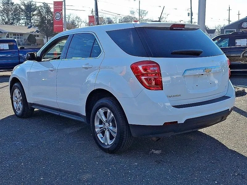 2017 Chevrolet Equinox - Image 5 of 12
