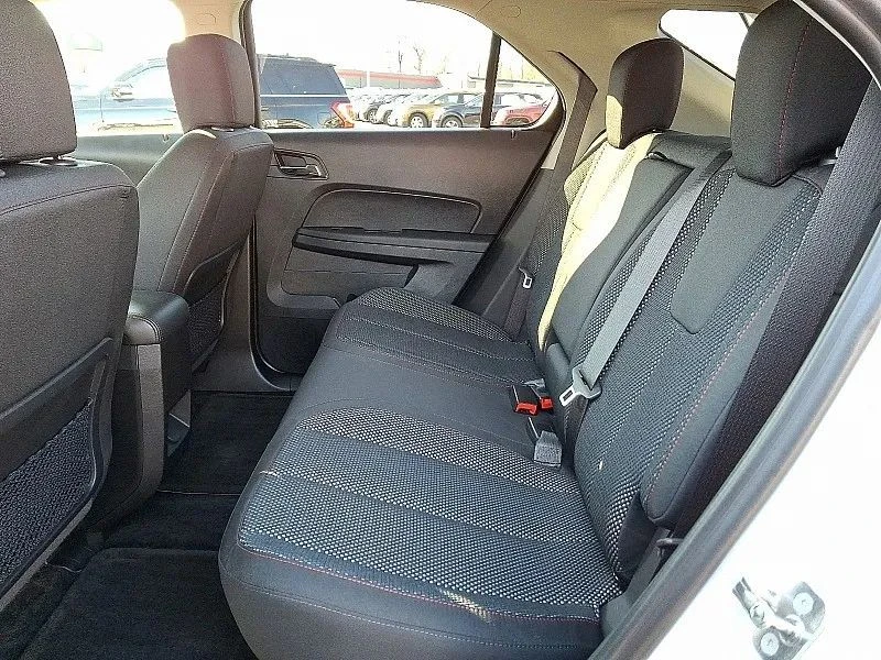 2017 Chevrolet Equinox - Image 11 of 12