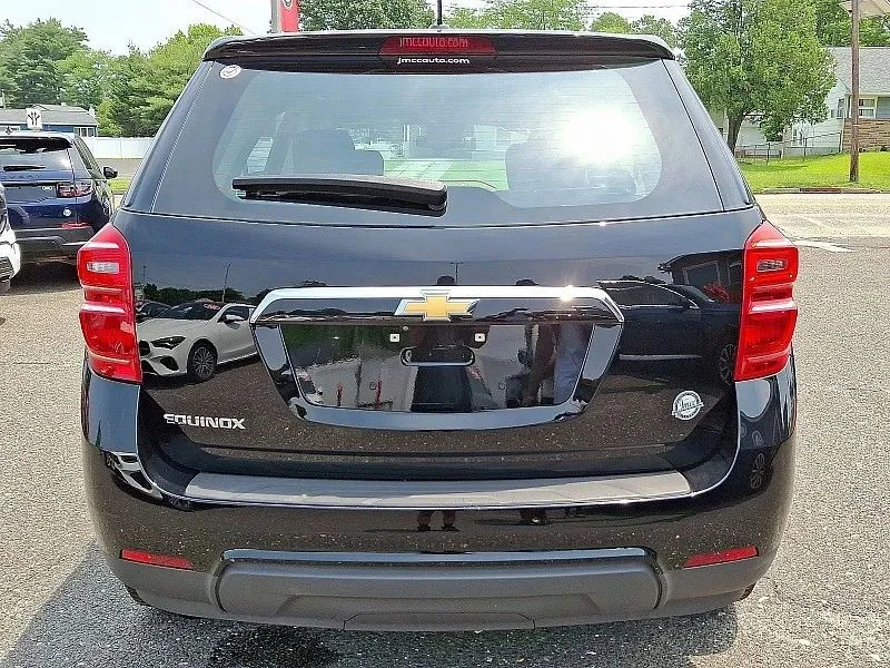 2017 Chevrolet Equinox - Image 6 of 12