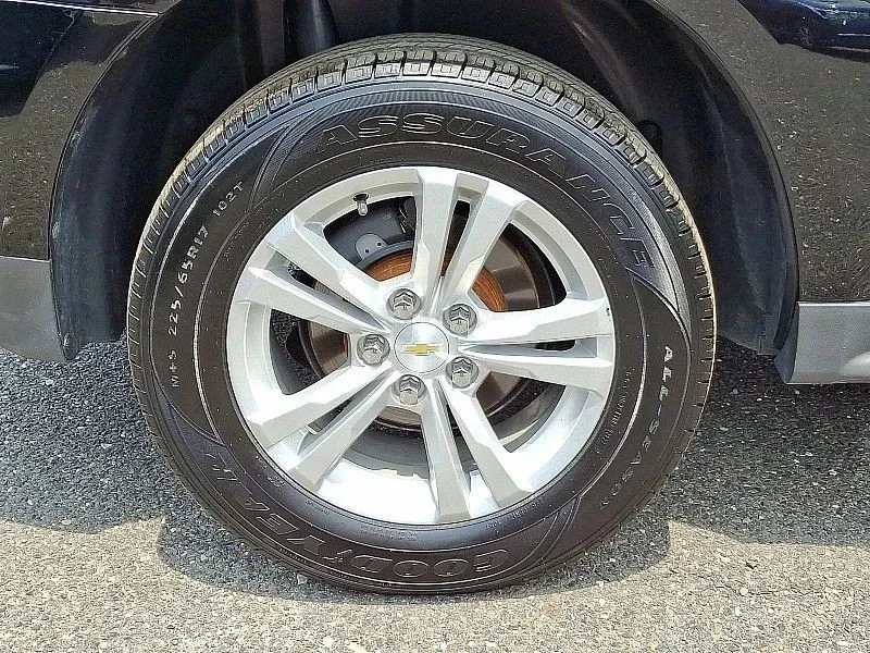 2017 Chevrolet Equinox - Image 9 of 12