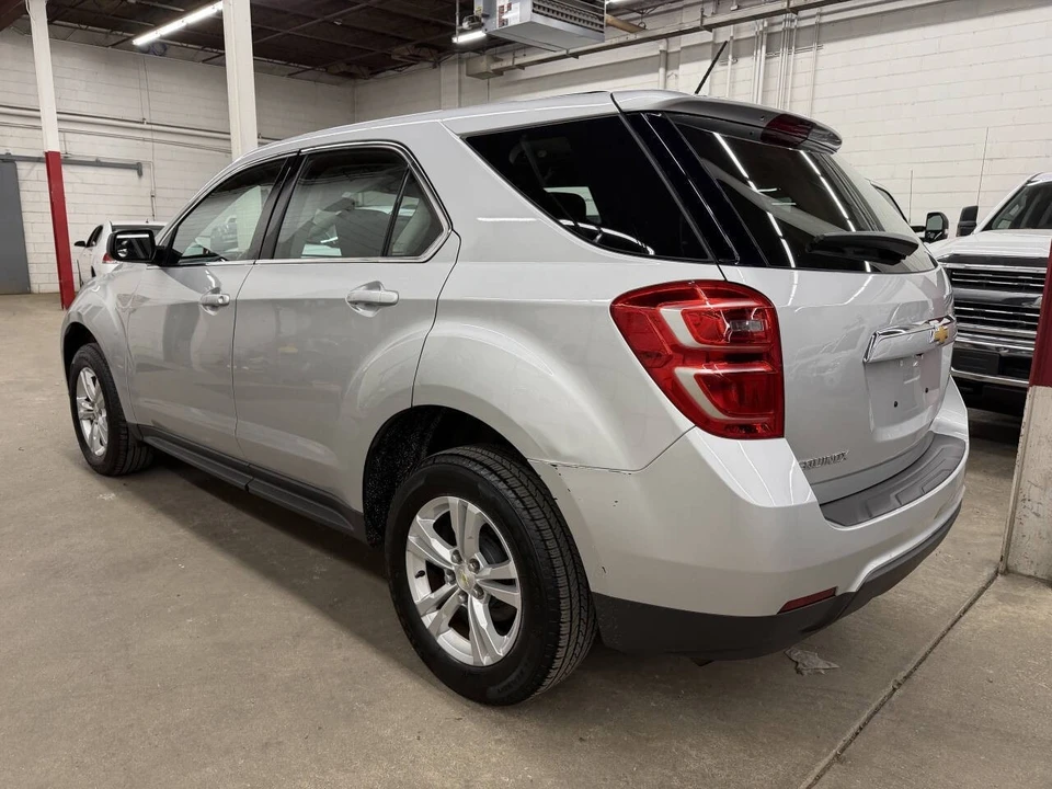 2017 Chevrolet Equinox - Image 3 of 12