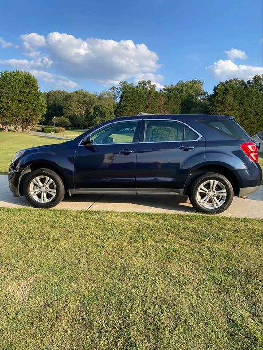 2017 Chevrolet Equinox - Image 2 of 9