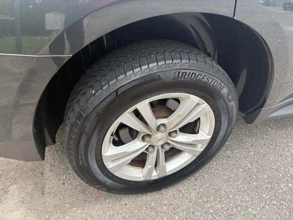 2017 Chevrolet Equinox - Image 8 of 11