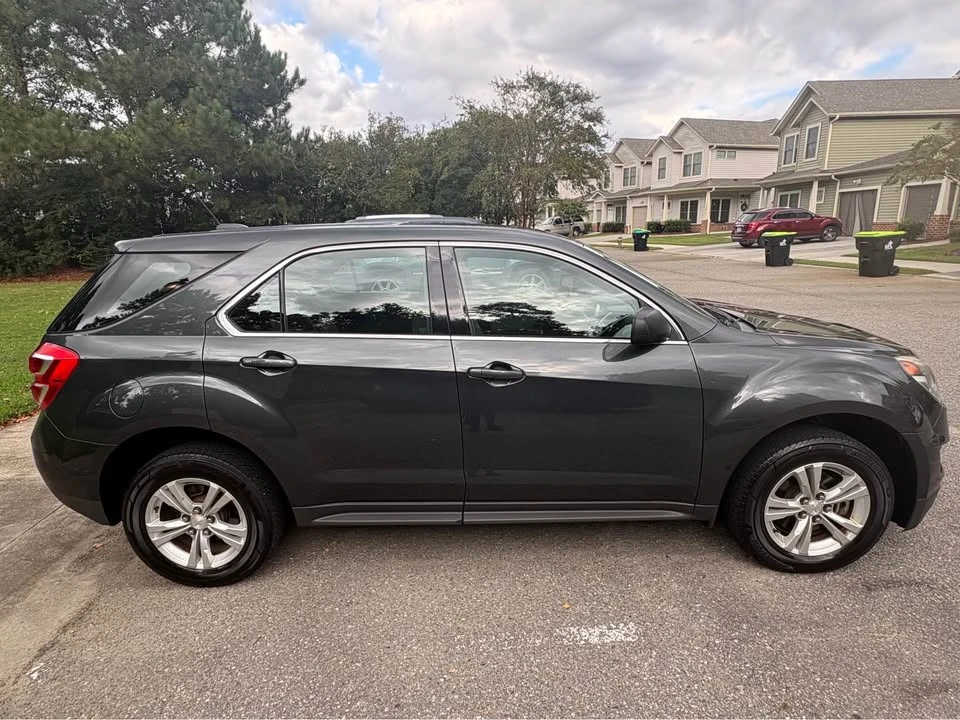 2017 Chevrolet Equinox - Image 3 of 11