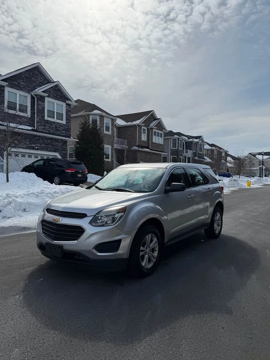 2017 Chevrolet Equinox - Image 2 of 7