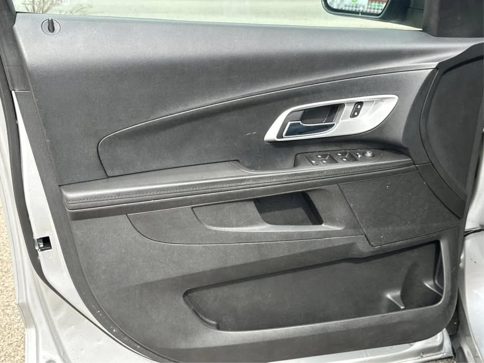 2017 Chevrolet Equinox - Image 14 of 20