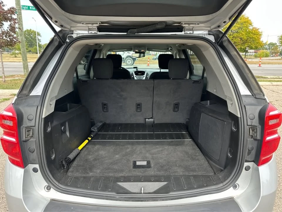 2017 Chevrolet Equinox - Image 13 of 20