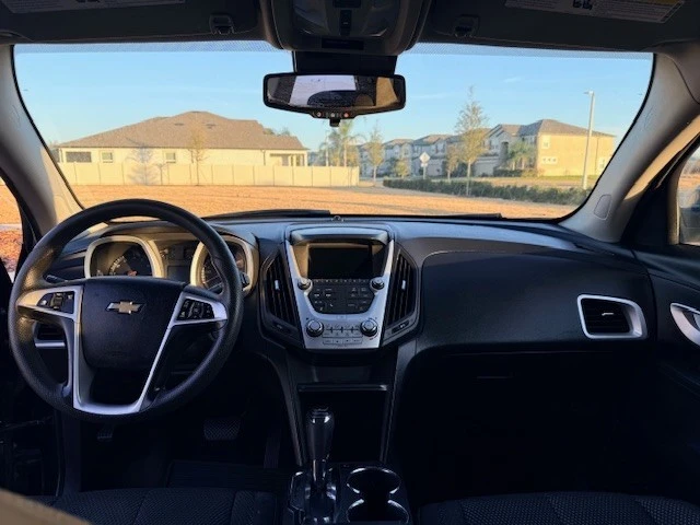 2017 Chevrolet Equinox - Image 10 of 17