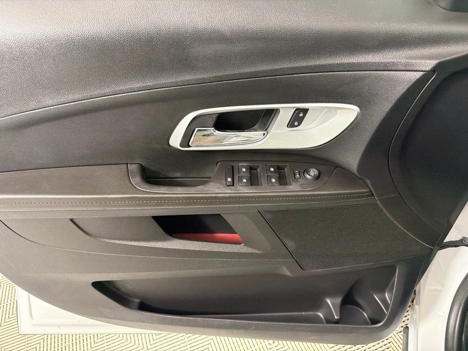 2017 Chevrolet Equinox - Image 11 of 21