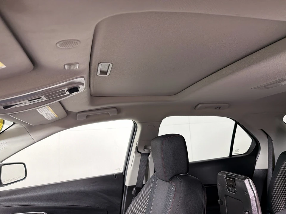 2017 Chevrolet Equinox - Image 13 of 21