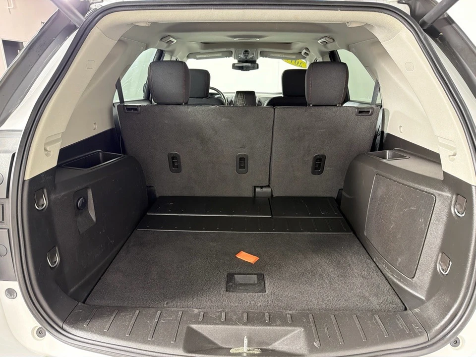 2017 Chevrolet Equinox - Image 19 of 21