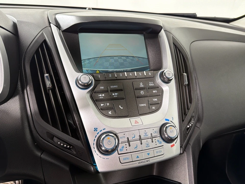 2017 Chevrolet Equinox - Image 16 of 21