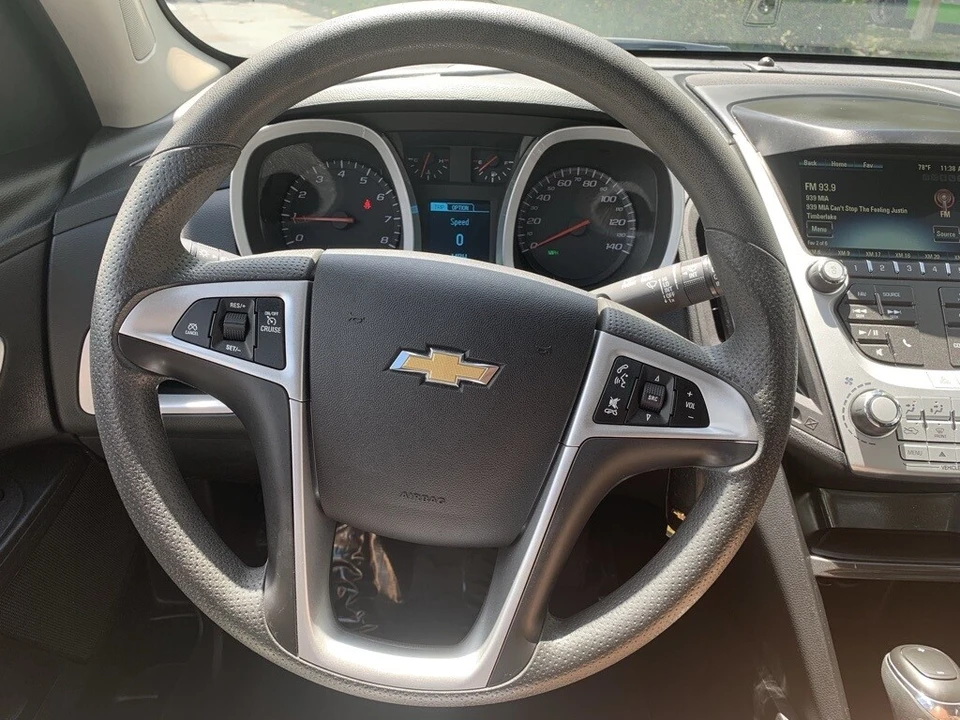 2017 Chevrolet Equinox - Image 6 of 12
