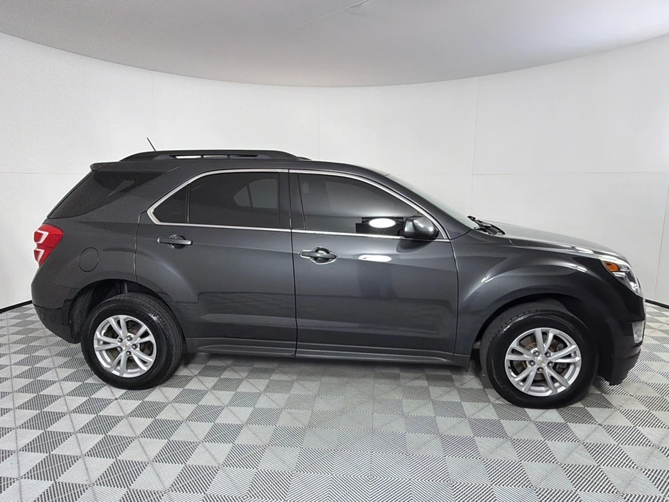2017 Chevrolet Equinox - Image 4 of 12