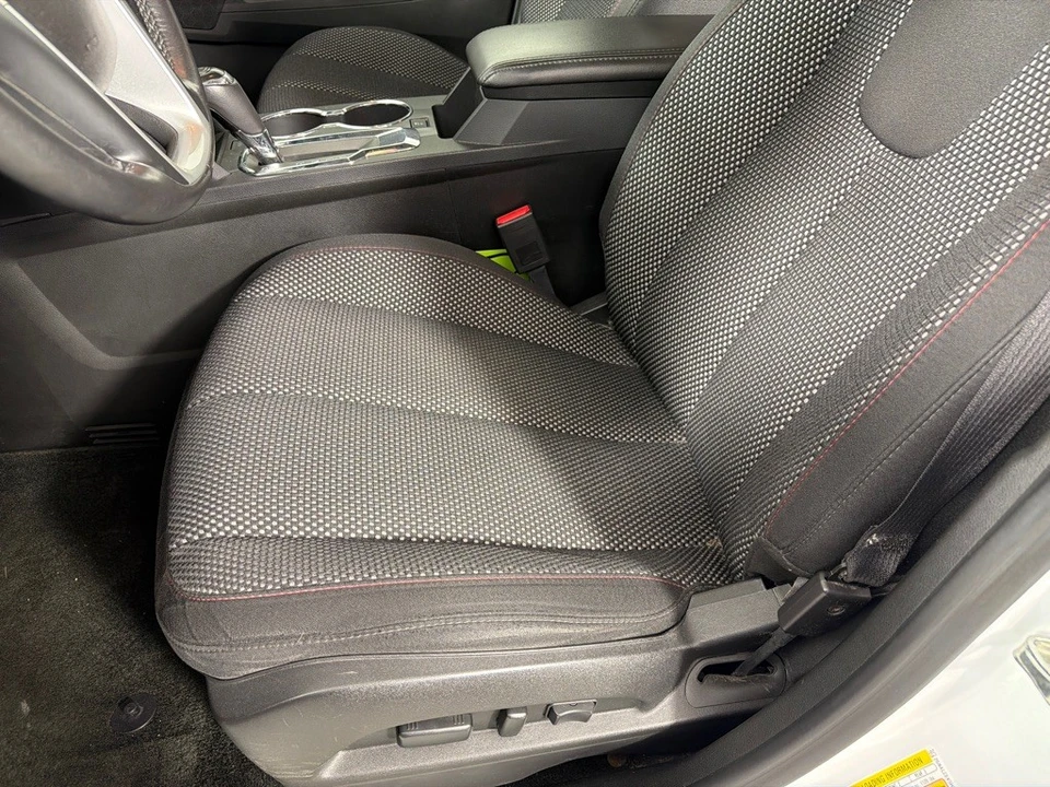 2017 Chevrolet Equinox - Image 11 of 21