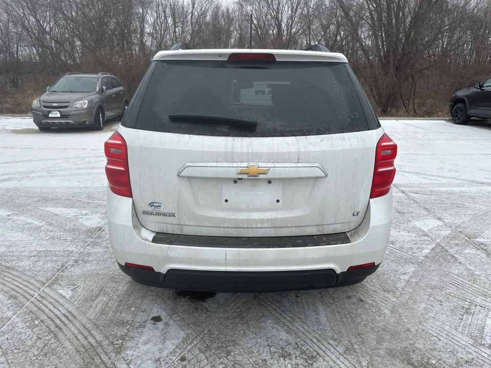 2017 Chevrolet Equinox - Image 8 of 12