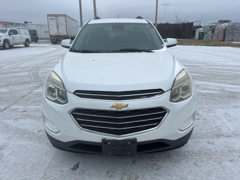 2017 Chevrolet Equinox - Image 4 of 12